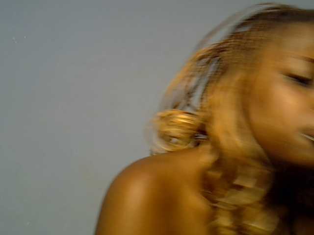 DaisyafterDarke live cam on BongaCams