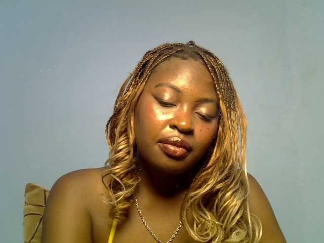 DaisyafterDarke live cam on BongaCams
