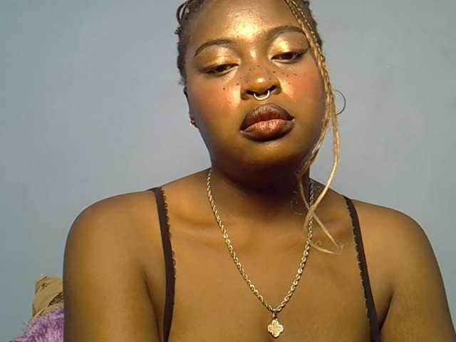 DaisyafterDarke live cam on BongaCams