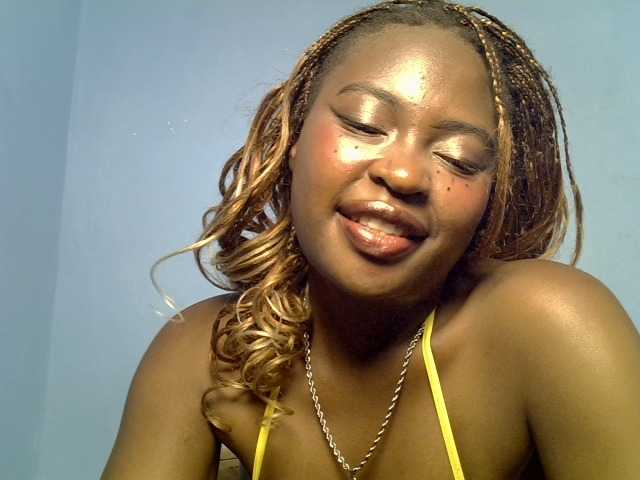 DaisyafterDarke live cam on BongaCams