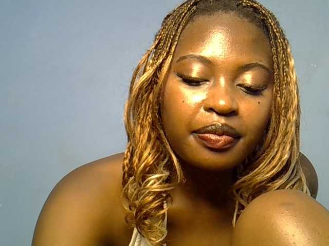 DaisyafterDarke live cam on BongaCams