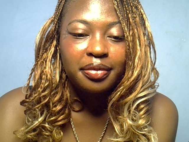 DaisyafterDarke live cam on BongaCams
