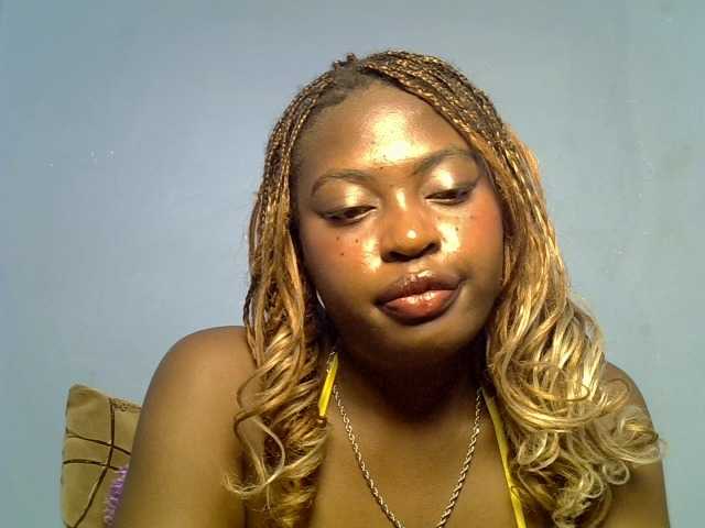 DaisyafterDarke live cam on BongaCams