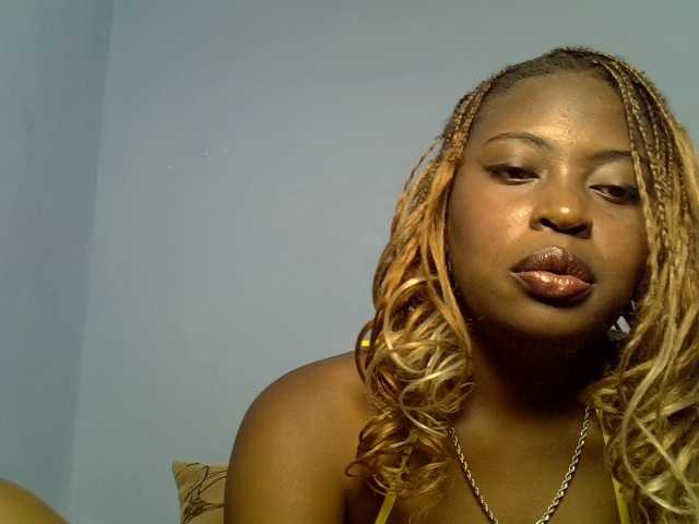 DaisyafterDarke live cam on BongaCams