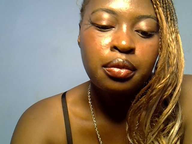 DaisyafterDarke live cam on BongaCams