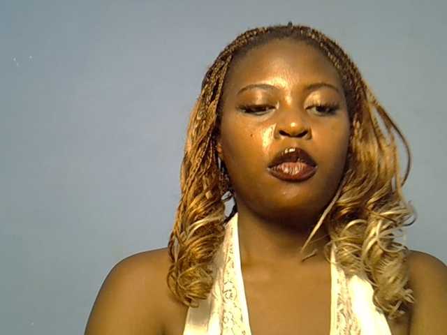 DaisyafterDarke live cam on BongaCams