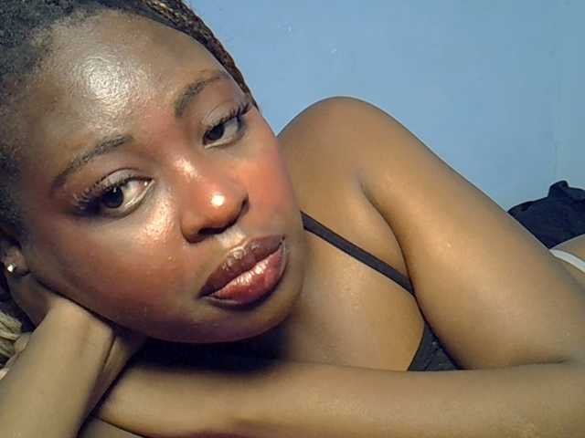 DaisyafterDarke live cam on BongaCams