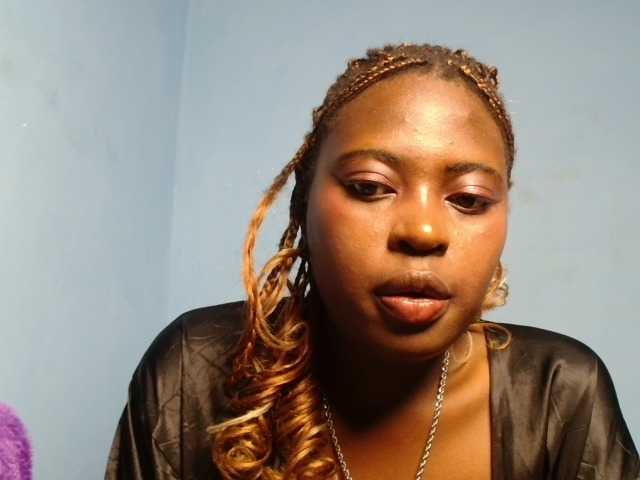 DaisyafterDarke live cam on BongaCams