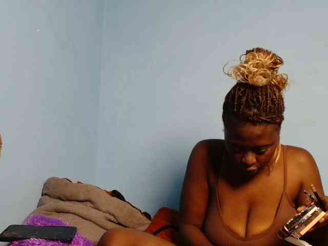 DaisyafterDarke webcam