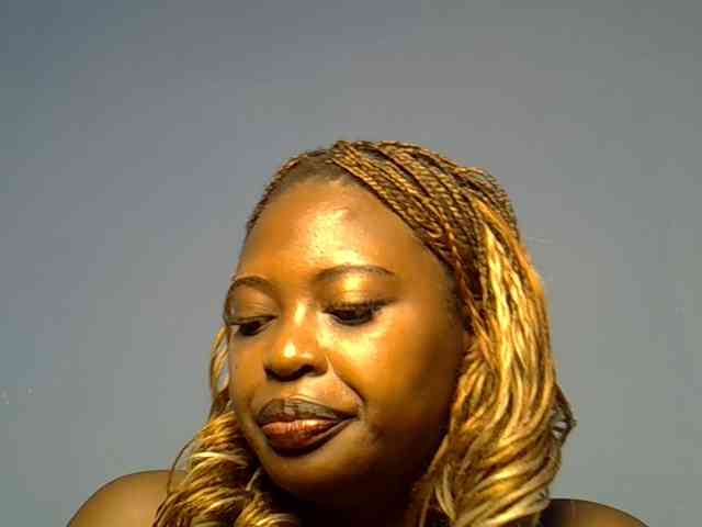 Model: DaisyafterDarke