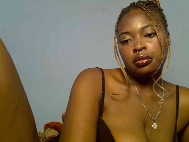 DaisyafterDarke webcam