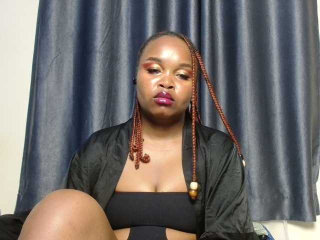 Missbehaved1 live cam on BongaCams