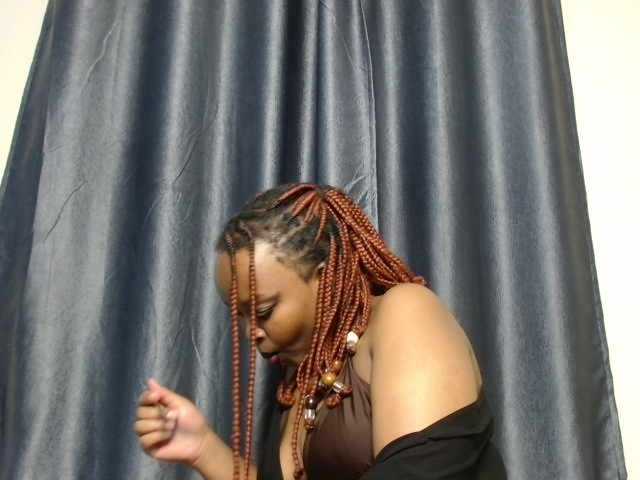 Missbehaved1 live cam on BongaCams
