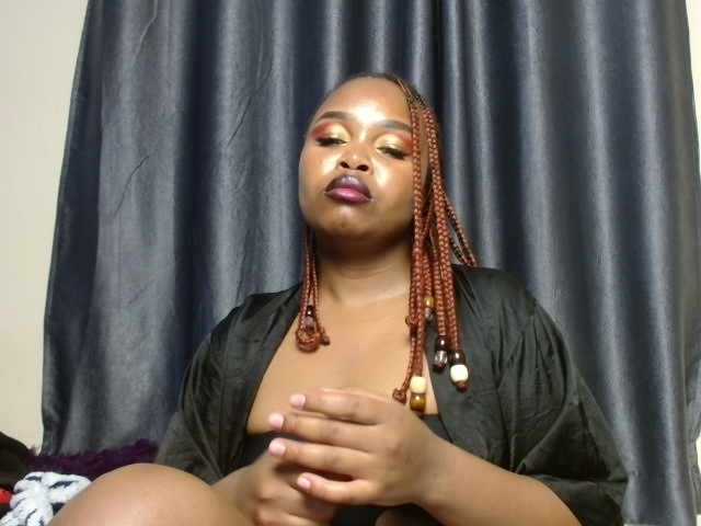 Missbehaved1 live cam on BongaCams