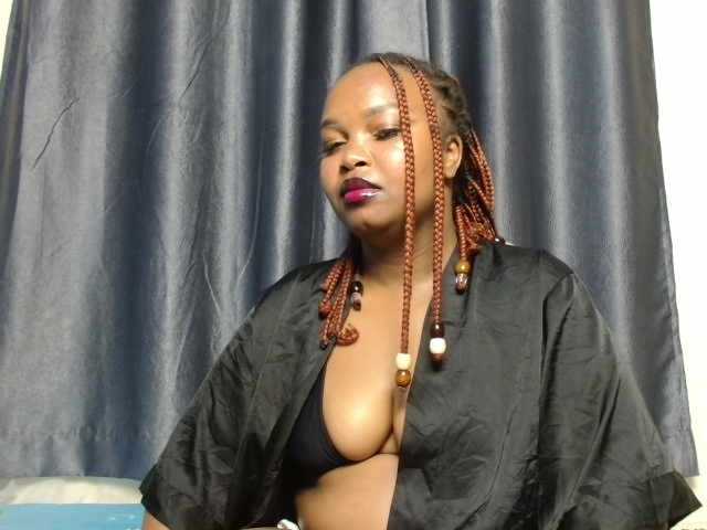 Missbehaved1 live cam on BongaCams