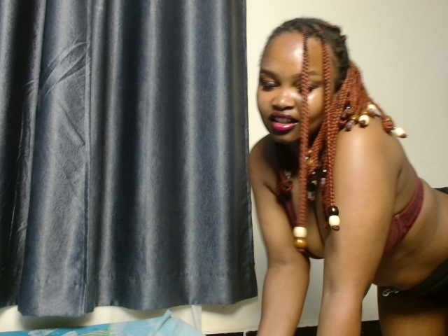 Missbehaved1 live cam on BongaCams