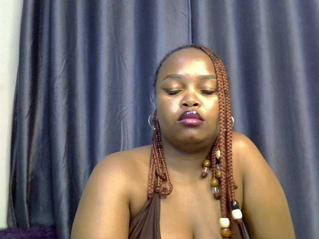 Missbehaved1 live cam on BongaCams