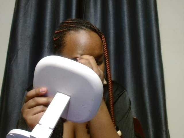 Missbehaved1 live cam on BongaCams