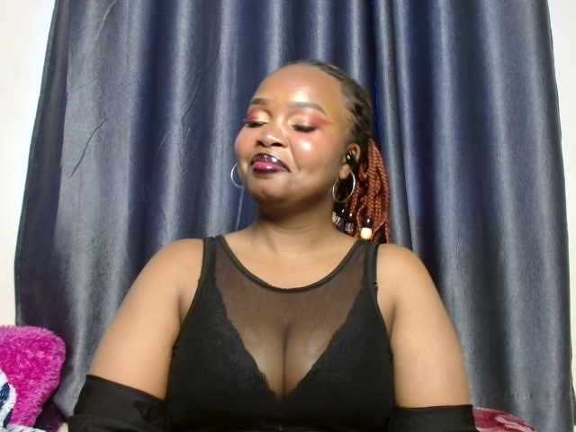 Missbehaved1 live cam on BongaCams