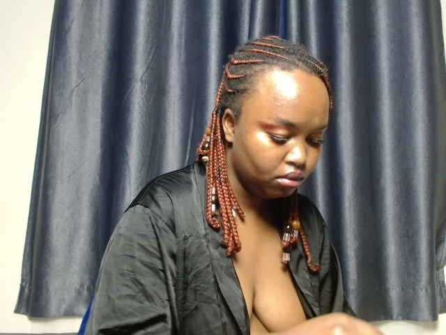 Missbehaved1 live cam on BongaCams