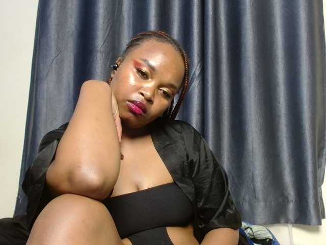 Missbehaved1 live cam on BongaCams