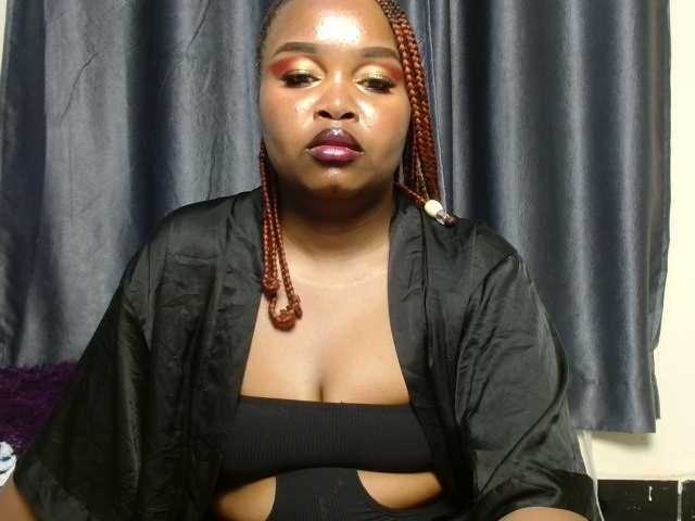 Missbehaved1 live cam on BongaCams