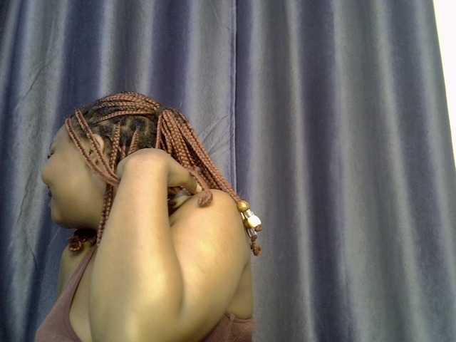 Missbehaved1 live cam on BongaCams