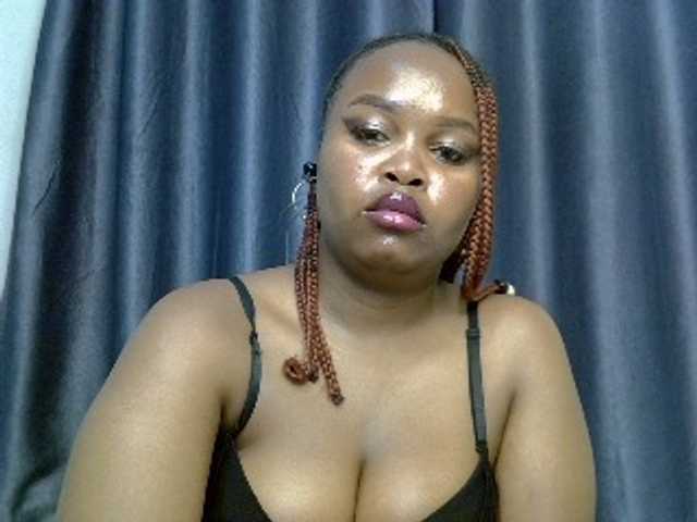 Missbehaved1 live cam on BongaCams