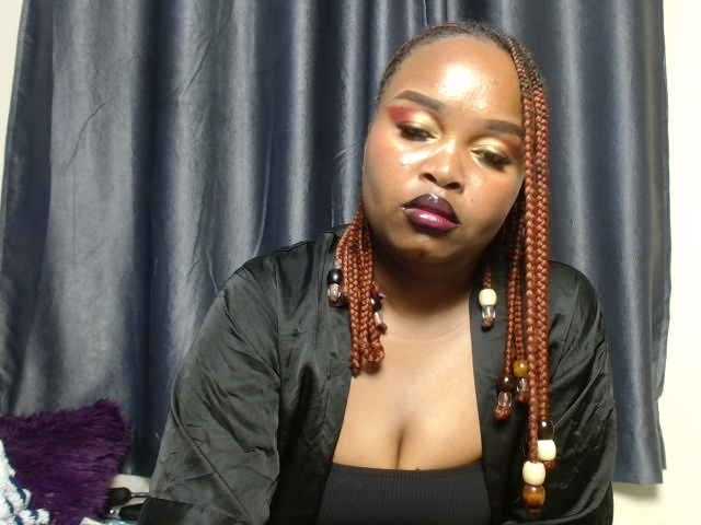 Missbehaved1 live cam on BongaCams