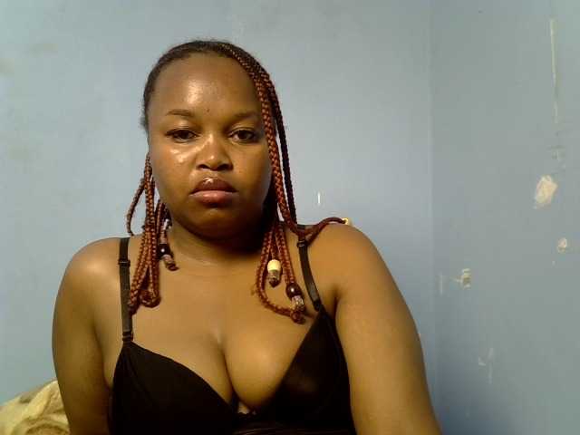 Missbehaved1, live now on BongaCams