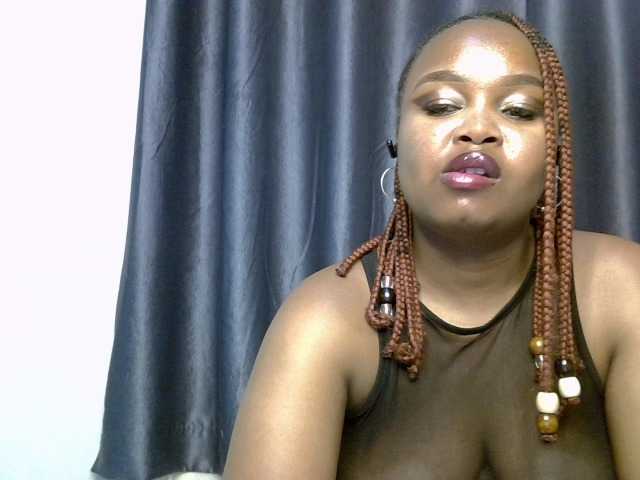 Missbehaved1 live cam on BongaCams
