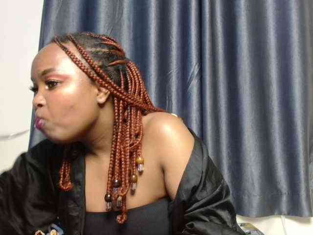 Missbehaved1 Live Webcam on BongaCams