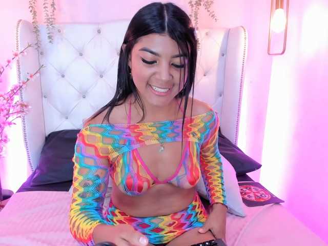 AshleyyMonroe live cam on BongaCams