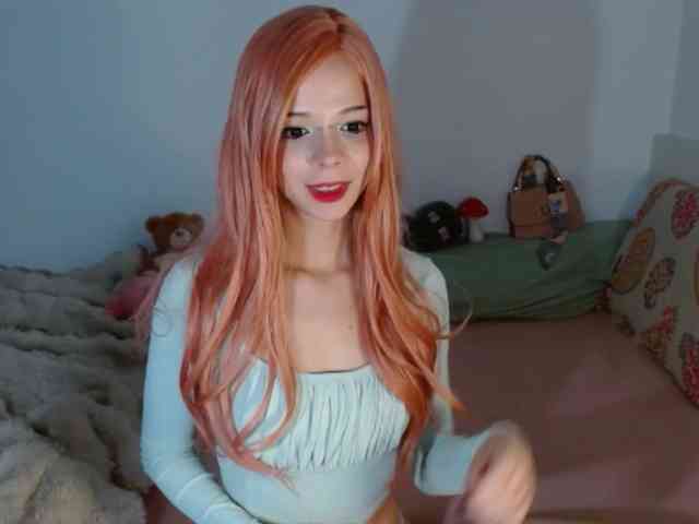 LucyLustt webcam