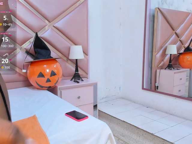 LilithCurvyy live cam preview
