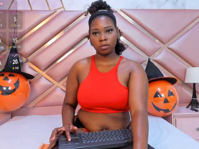 LilithCurvyy live cam on BongaCams