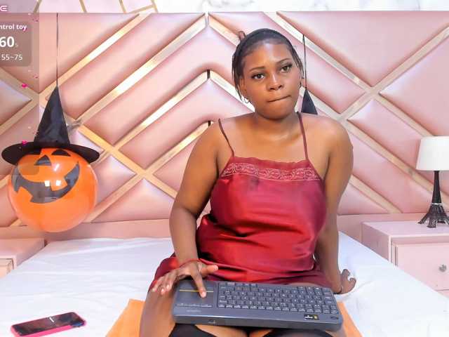 LilithCurvyy live cam on BongaCams
