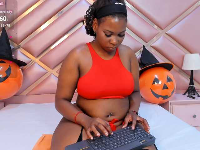 LilithCurvyy
