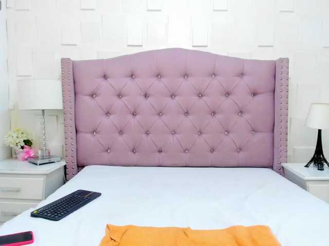 LilithCurvyy live cam on BongaCams