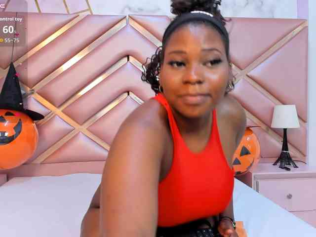 LilithCurvyy