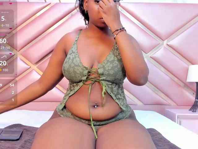 LilithCurvyy