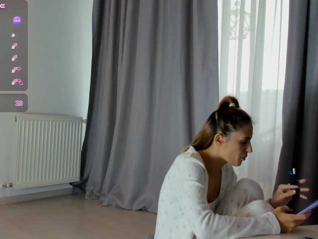 InnesBella live cam on BongaCams