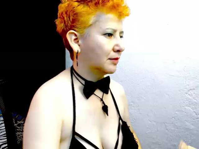 yari-killa live cam on BongaCams