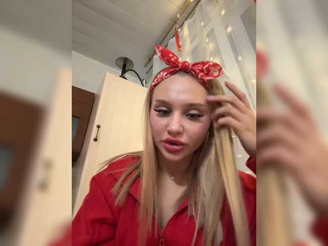 Alenka397 live cam on BongaCams