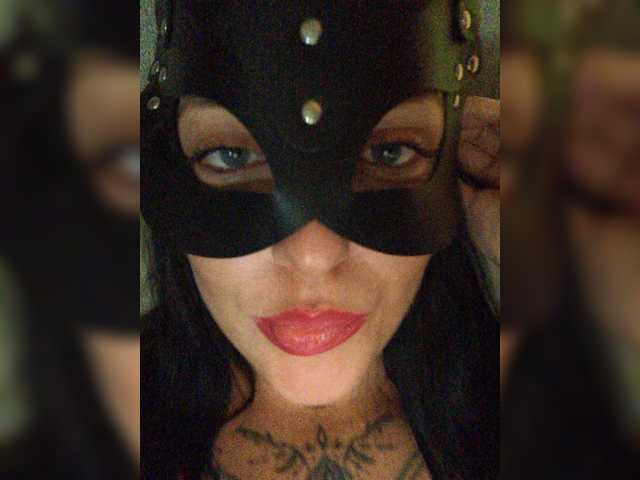 Mirana live cam on BongaCams