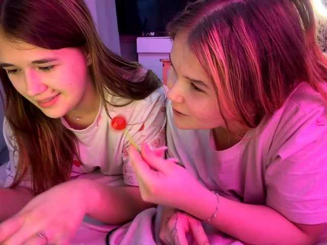 PinkyBabies live cam on BongaCams