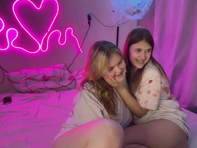 PinkyBabies live cam on BongaCams