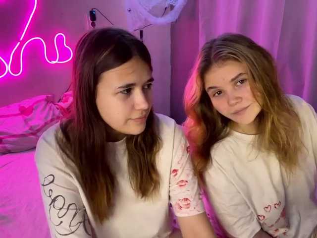 PinkyBabies live cam on BongaCams