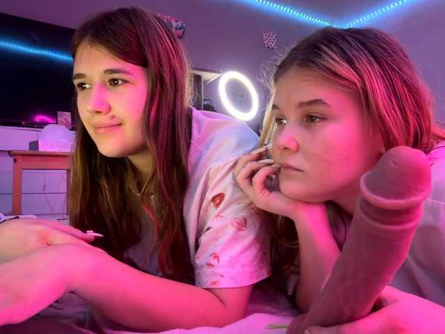 PinkyBabies live cam on BongaCams