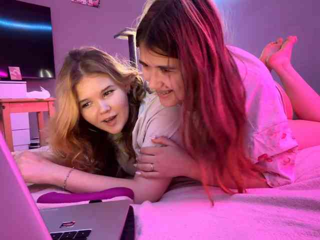 PinkyBabies Live Webcam on BongaCams